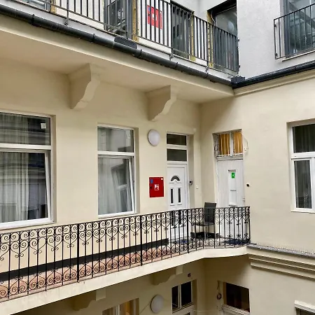 Paulay Duplex Апартаменты